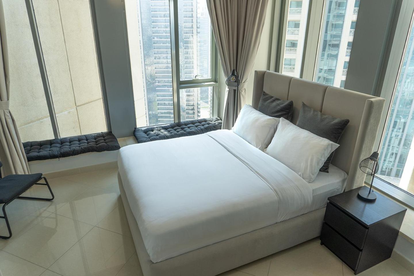 Downtown Oasis, Burj Khalifa Views, Luxury Amenities Apartment Dubai Exterior foto